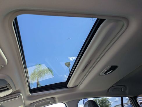 Certified 2025 Subaru Crosstrek 2.5i Limited w/ Popular Package #3A image 21