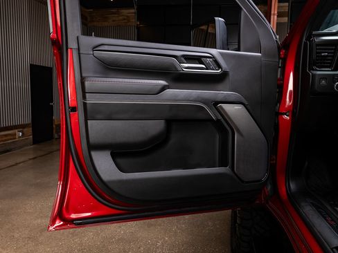 Used 2024 GMC Sierra 2500 AT4X w/ AT4X AEV Edition AWD/4WD image 37