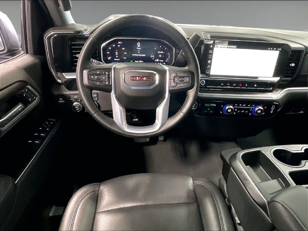 Used 2026 GMC Sierra 1500 SLT AWD/4WD image 17