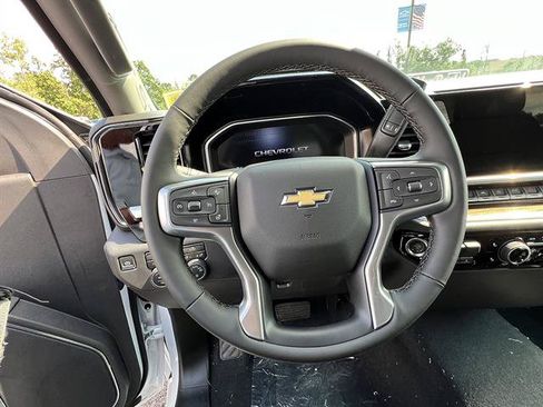 New 2026 Chevrolet Silverado 1500 LT AWD/4WD image 12