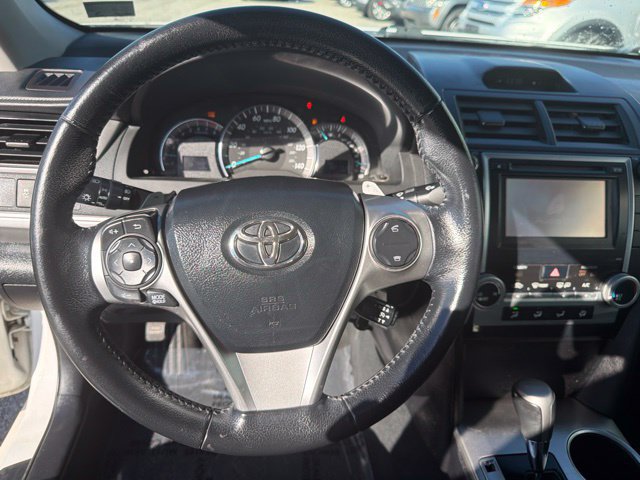 Used 2013 Toyota Camry SE FWD image 10