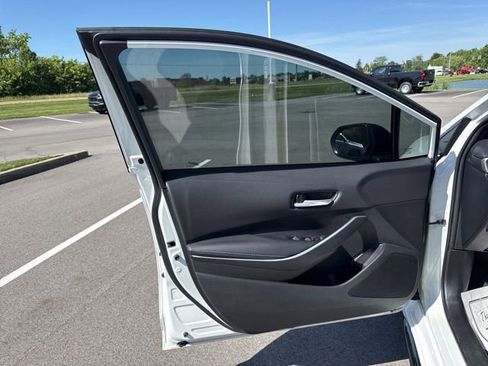 Used 2021 Toyota Corolla SE w/ Carpet Mat Package (TMS) FWD image 14