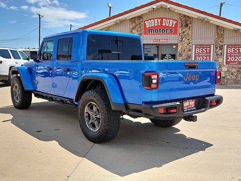 Used 2021 Jeep Gladiator Rubicon image 2