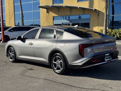 Certified 2025 Kia K4 LXS image 3