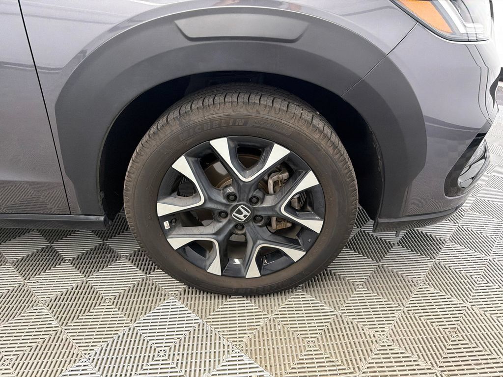 Used 2026 Honda HR-V EX-L image 13