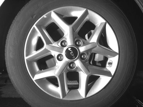 Used 2025 Kia Soul LX w/ LX Technology Package image 18