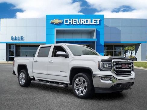 Used 2017 GMC Sierra 1500 SLT AWD/4WD image 1