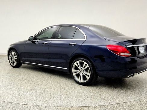 Used 2018 Mercedes-Benz C 300 4MATIC Sedan image 7