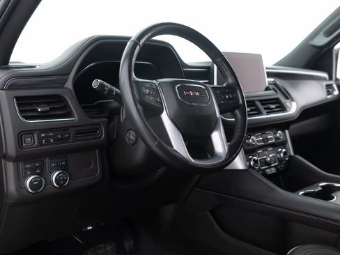 Used 2022 GMC Yukon XL SLT w/ SLT Luxury Package image 27