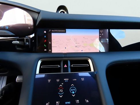New 2025 Porsche Taycan 4S AWD/4WD image 27