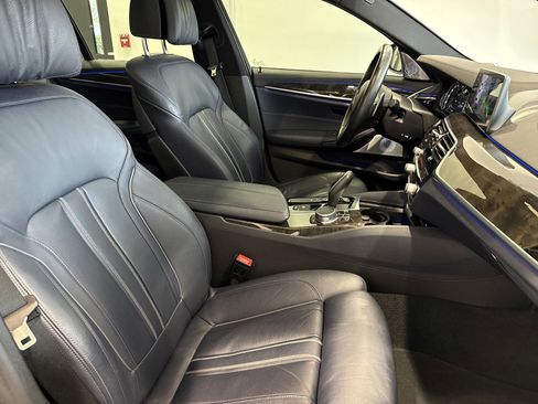Used 2017 BMW 540i image 32