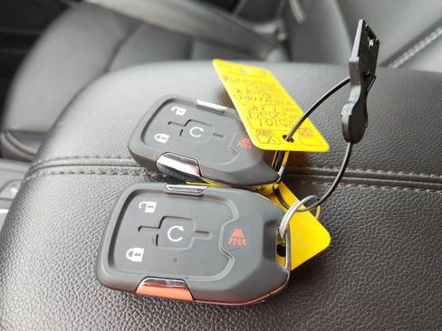 Used 2024 GMC Terrain SLT image 52