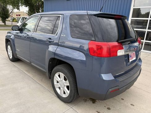 Used 2011 GMC Terrain SLE AWD/4WD image 8