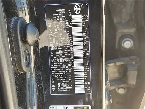 Used 2023 Toyota Corolla LE FWD image 17
