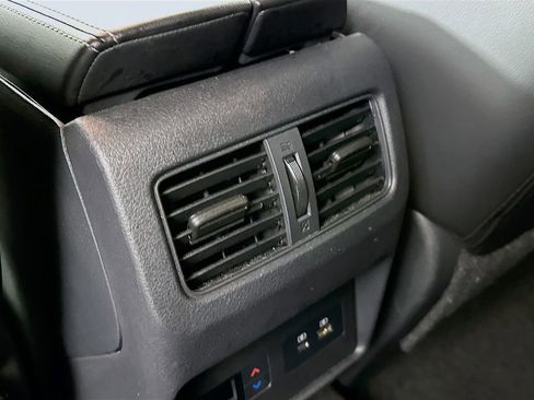 Certified 2023 Nissan Rogue SL w/ SL Premium Package image 36