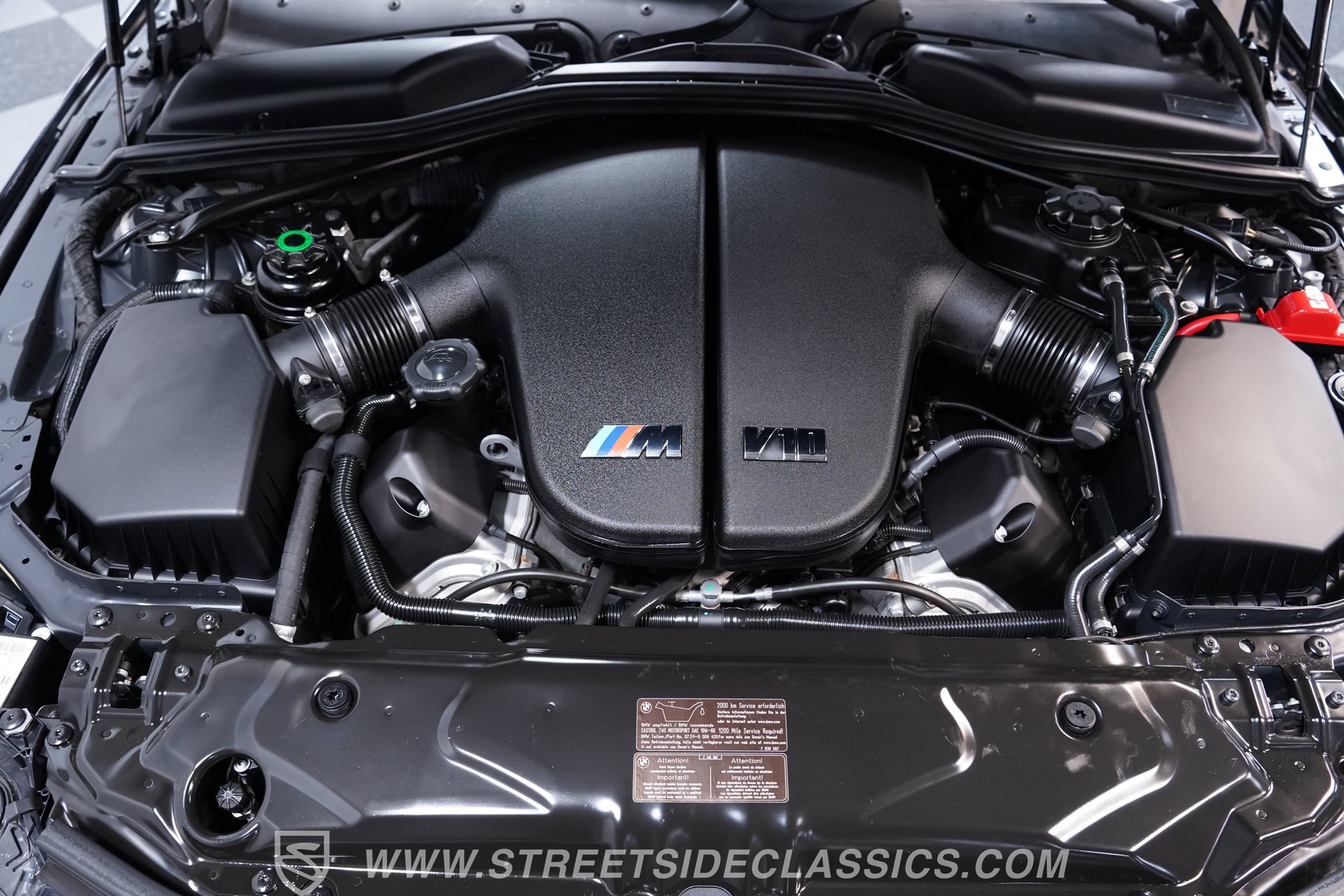 Used 2010 BMW M5 RWD image 3