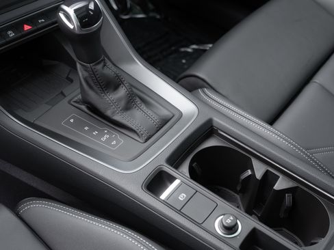 Certified 2024 Audi Q3 2.0T Premium image 17