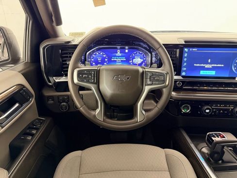 Used 2023 Chevrolet Silverado 1500 RST w/ Z71 Off-Road Package image 15