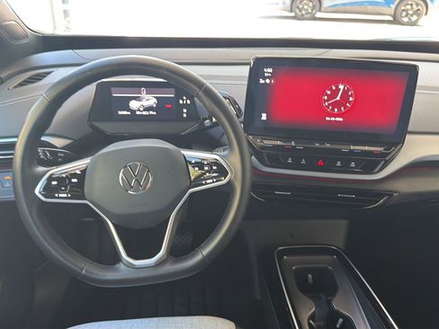 Used 2023 Volkswagen ID.4 Pro RWD image 16