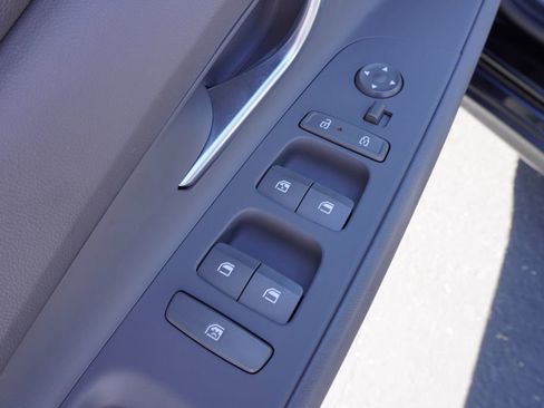 Used 2024 Hyundai Elantra SEL image 15