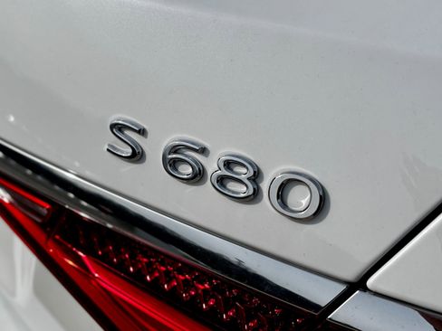 Used 2025 Mercedes-Benz Maybach S 680 4MATIC image 28