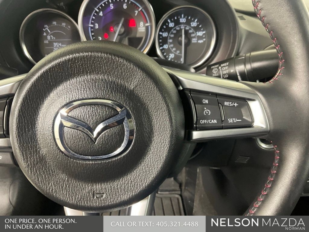 Used 2018 MAZDA MX-5 Miata Club RWD image 37