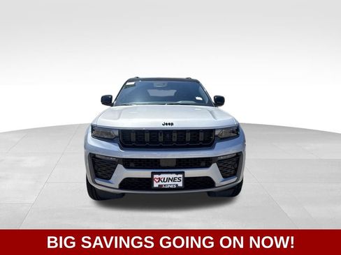 New 2026 Jeep Grand Cherokee L Limited AWD/4WD image 3