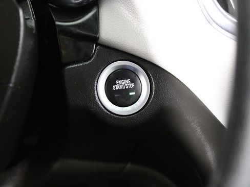 Used 2022 Chevrolet Equinox LT image 23