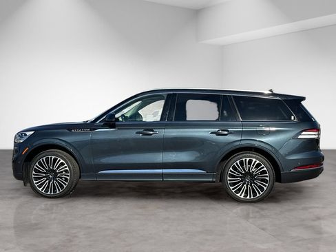 Used 2024 Lincoln Aviator Black Label AWD/4WD image 3