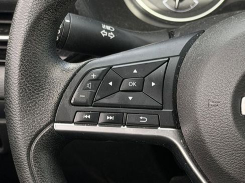 Used 2023 Nissan Sentra SV FWD image 14