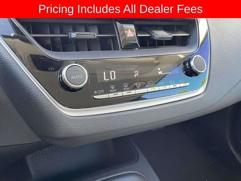 Used 2024 Toyota Corolla LE FWD image 31
