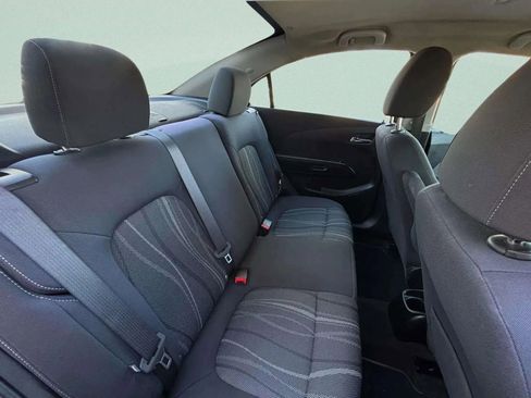 Used 2016 Chevrolet Sonic LT image 11
