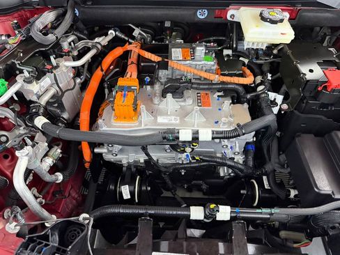 Used 2025 Chevrolet Equinox EV LT w/ Convenience Package image 36