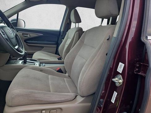 Used 2016 Honda Pilot EX image 8