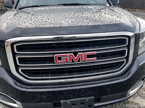 Used 2017 GMC Yukon SLT image 26