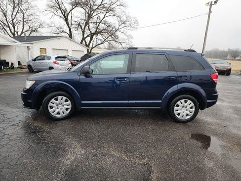 Used 2018 Dodge Journey SE image 9