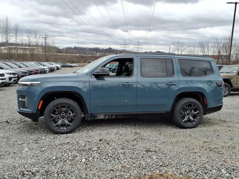 New 2026 Jeep Grand Wagoneer Limited AWD/4WD image 2