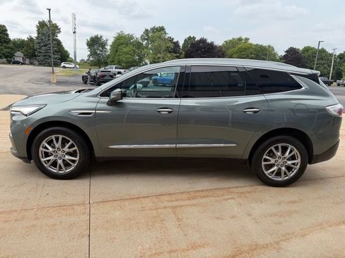 Used 2023 Buick Enclave Essence w/ Experience Buick Package AWD/4WD image 6