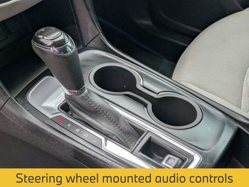 Used 2019 Chevrolet Equinox LS FWD image 20