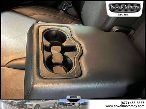 Used 2023 Jeep Compass Latitude AWD/4WD image 14