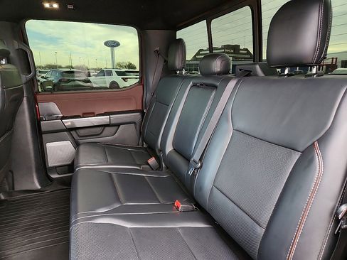 Used 2021 Ford F150 Lariat image 5