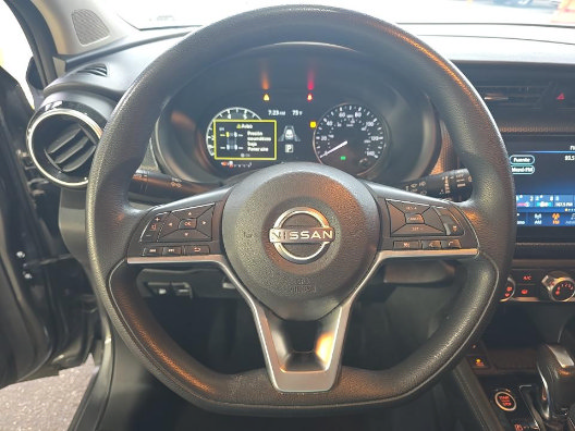 Used 2023 Nissan Kicks SV w/ Interior Electronics Package FWD image 10