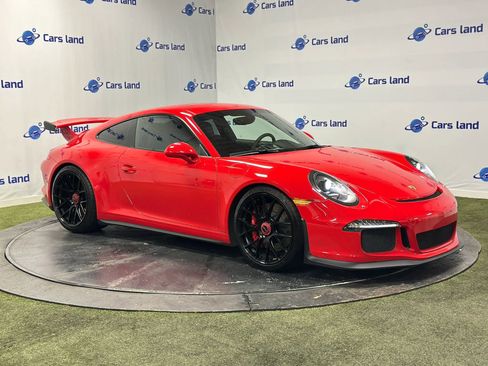 Used 2015 Porsche 911 GT3 RWD image 2