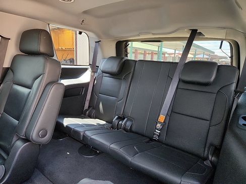 Used 2019 GMC Yukon SLT w/ Open Road Package RWD image 6