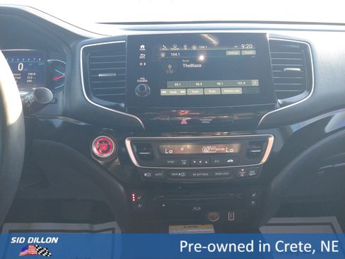 Used 2022 Honda Pilot Black Edition image 7