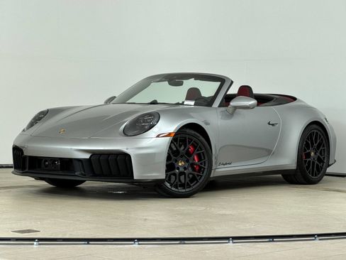 Certified 2025 Porsche 911 Carrera 4 GTS AWD/4WD image 2