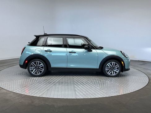 New 2026 MINI Cooper S FWD image 10
