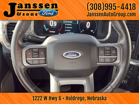 Used 2022 Ford F150 Lariat image 12