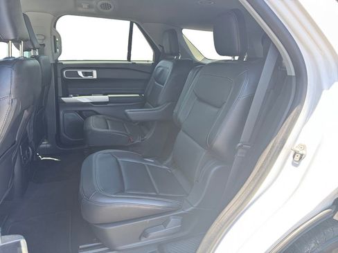 Certified 2023 Ford Explorer XLT w/ Equipment Group 202A RWD image 13