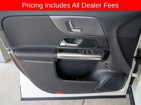 Used 2023 Mercedes-Benz GLA 250 image 11